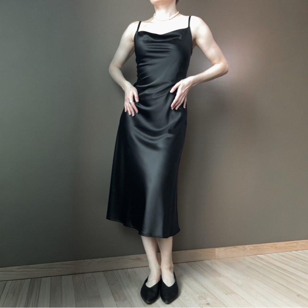 Elegant Black Satin Slip Dress - Picture 3 of 9